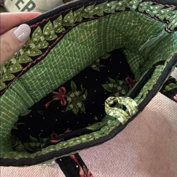 Retired Vera Bradley Floral Quilted Small Tote Bag - Picture 3 of 4